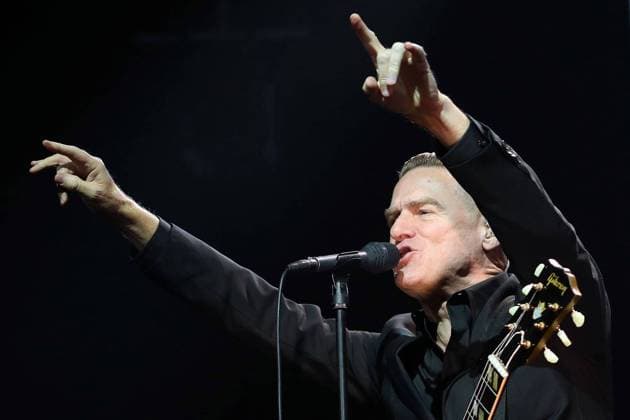 Lump of fat forces cancellation of Bryan Adams concert, archive pictures