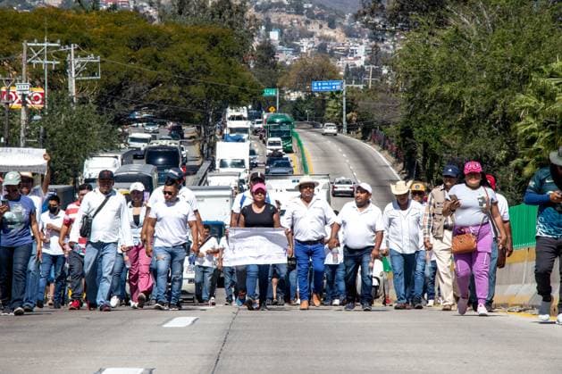 Mexico, transport company employees protest against gang violence in Chilpancingo