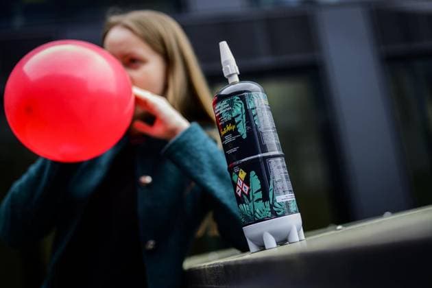 Ban on laughing gas and knockout drops from Sunday, archive images