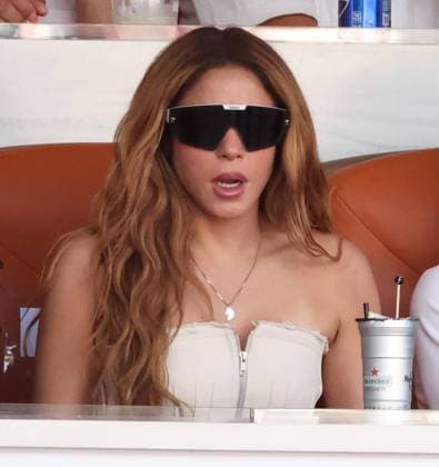 Shakira visits tennis tournament in Miami
