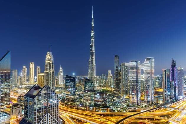 Calendar motifs: Dubai