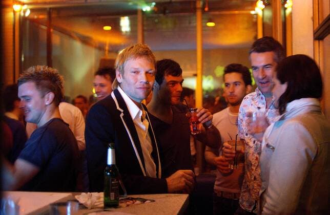 Berlin party organiser Bob Young has died