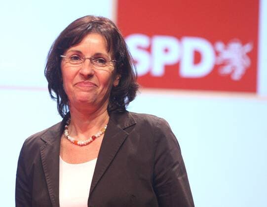 Andrea Ypsilanti resigns from the SPD - archive photos