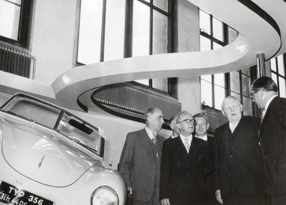 German parties, CDU, Konrad Adenauer era. Economic miracle in the 1950s