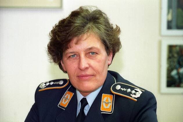 Verena von Weymarn becomes first ranking woman in German military history, 25th anniversary on 25 March