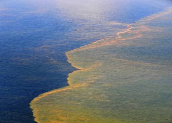 Oil slick spill in Gulf of Mexico reaches beaches, archive images