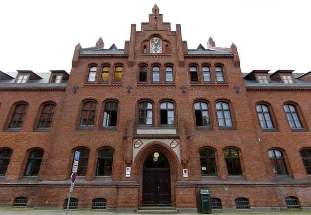 Justice, courts in Germany, Mecklenburg-Western Pomerania State Constitutional Court in Greifswald