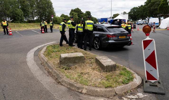 EURO 2024, NRW, border control for traffic travelling to the Netherlands first match