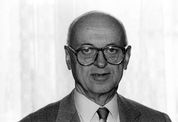 Former Honecker defence lawyer Friedrich Wolff dies