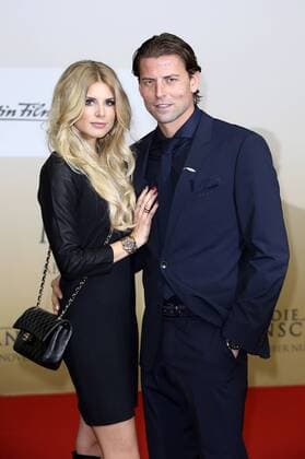 Football, Roman Weidenfeller and his wife Lisa have a child