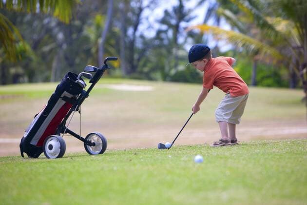 Children on the golf course - Model release