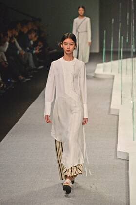 Shanghai Fashion Week - Fashion Show Zhu Chongyun