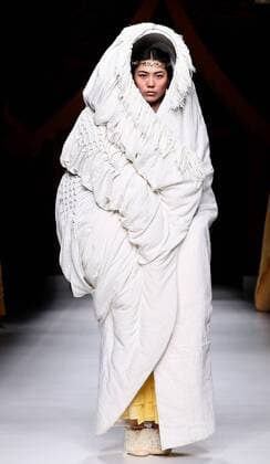 China Fashion Week - Fashion Show Qing s Zheng Qinger
