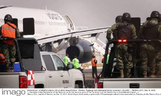 Mexico: Plane evacuated after bomb threat