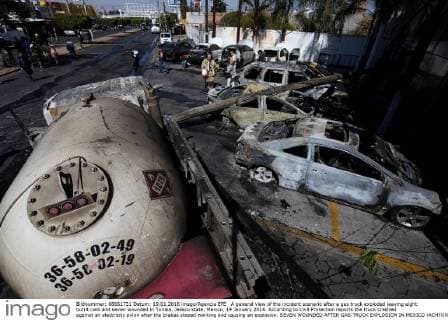 Gas truck explodes in Mexico