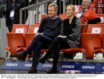 Christian and Bettina Wulff visit the Final 4 in basketball