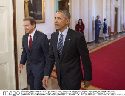 Barack Obama hosts college football champion