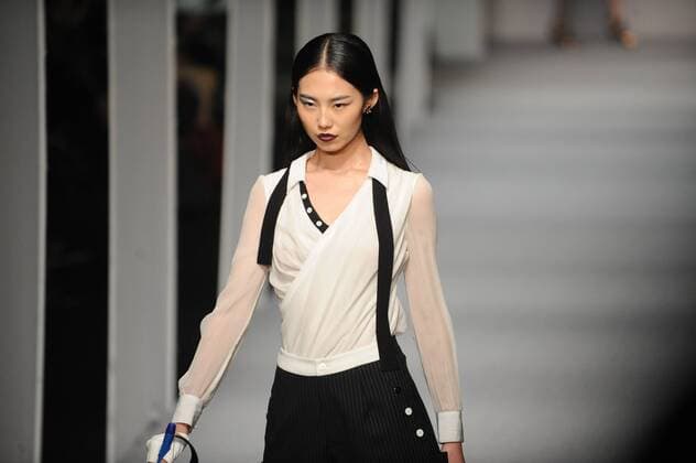 Beijing Fashion Week - Zoual Yanti Fashion Show