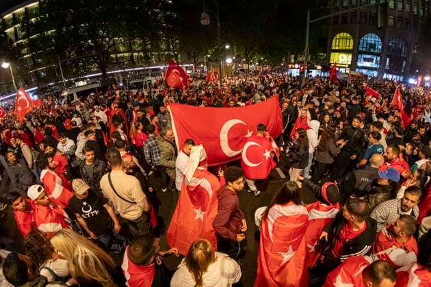 EURO 2024, Turkish fans celebrate reaching the quarter-finals in Berlin