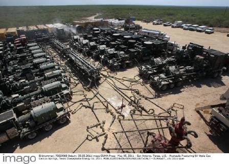IMAGO Nature: Our Earth, environmental problems, fracking