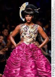 Vietnam Fashion Week - Nguyen Cong Tri