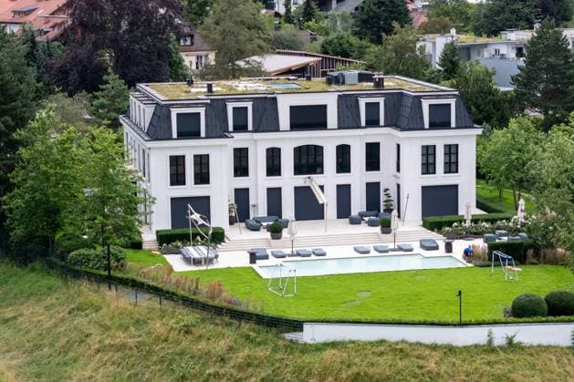 Rene Benko, villa in Igls near Innsbruck to be sold - Stock photos
