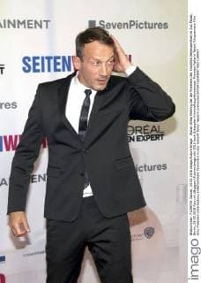 Wotan Wilke Möhring - Problems with the hairstyle at the page change premiere