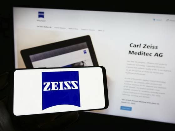 Carl Zeiss Meditec plans to cut up to 1000 jobs - Archive images