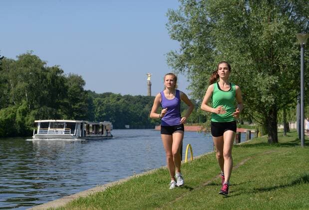 Jogging in Berlin: Model Release
