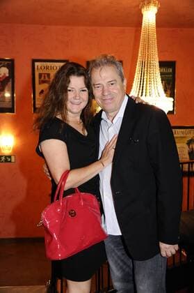 Premiere of Glücklich die Glücklichen in the comedy at the Bayerischer Hof in Munich