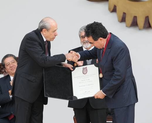 Honorary doctorates awarded in Mexico City