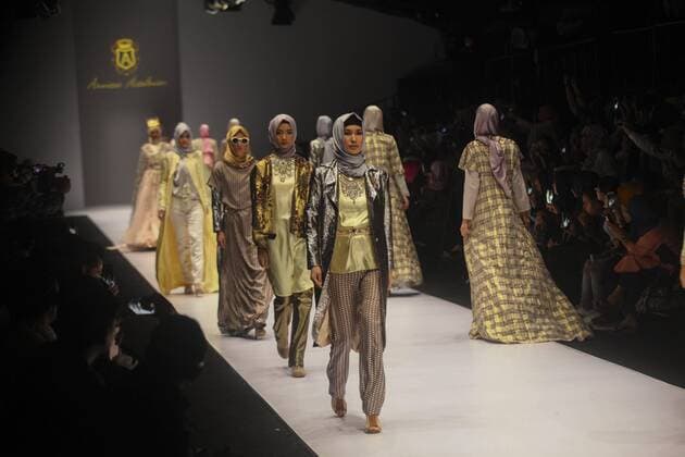 Jakarta Fashion Week - Anniesa Hasibuan