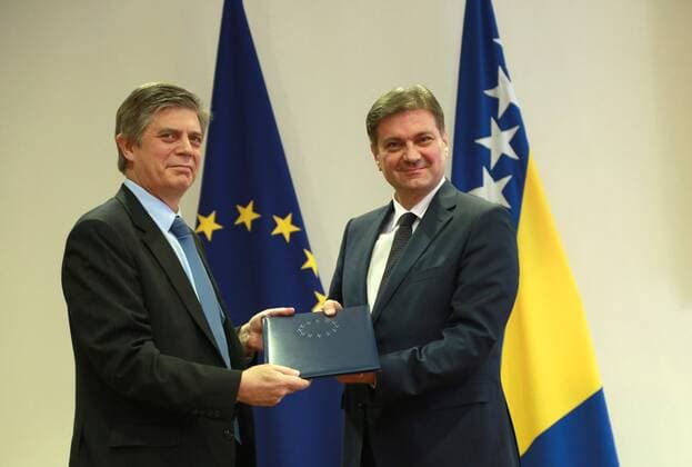 Bosnia and Herzegovina to become EU candidate country - archive photos