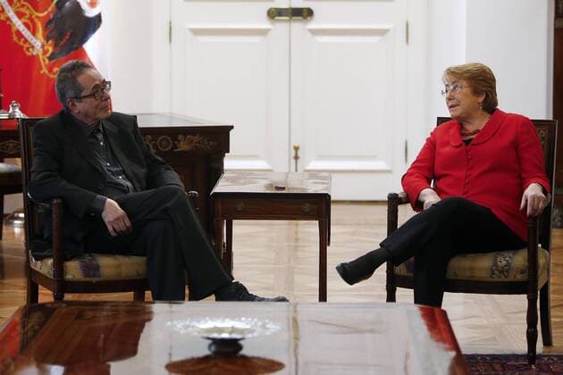 Manuel Rojas receives Ibero American Narrative Award in Santiago