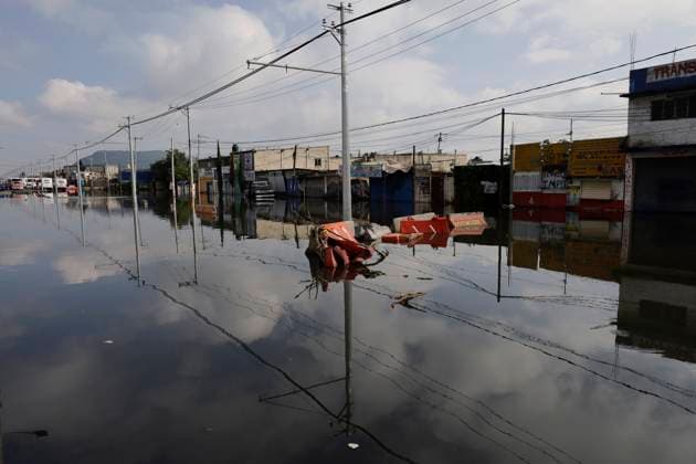 Mexico, flooding in Chalco