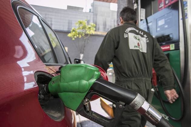 Mexico: Gasoline price rises by 20 percent