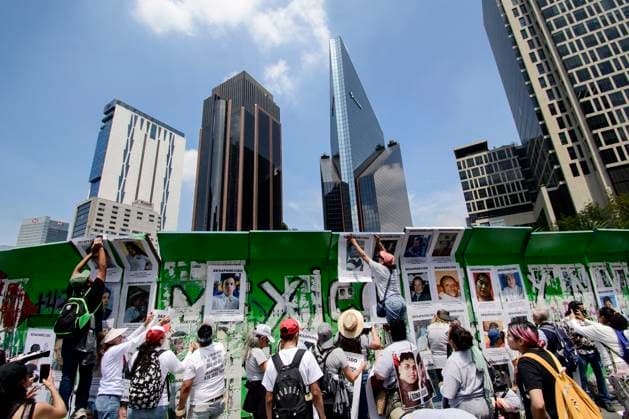 Mexico, relatives of missing persons protest in Mexico City