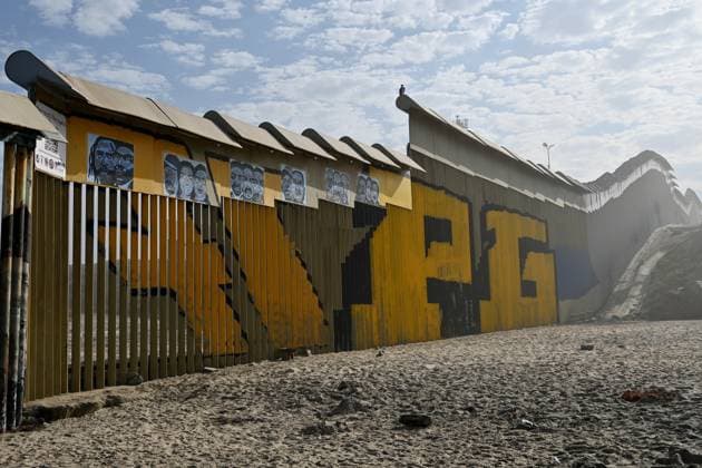 Mexico, Mural at the border fence in Tijuana