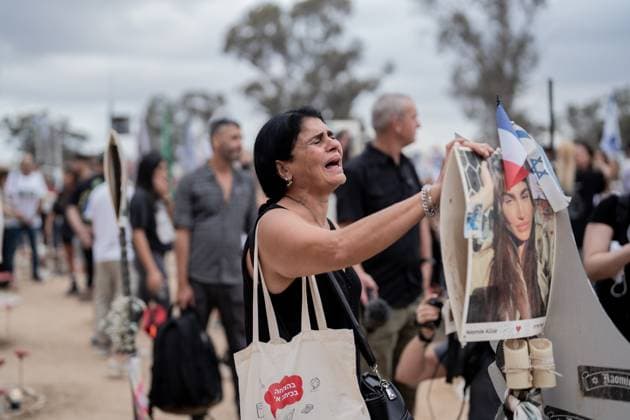 Israel, mourning on the anniversary of the Hamas terror attack on the grounds of the Nova Music Festival