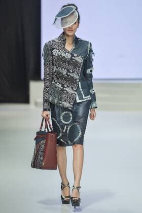 Indonesia Fashion Week - Yoyo Prasetyo Fashion Show
