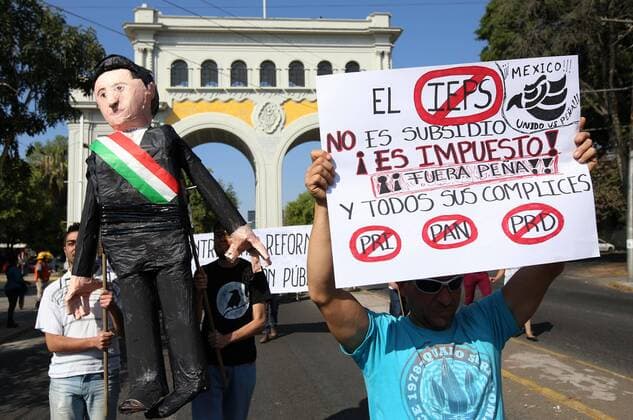 Protests against increase in gas prices in Mexico