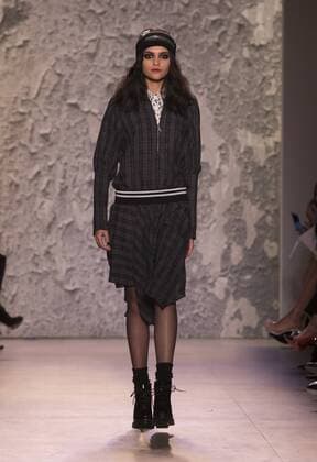 New York Fashion Week - Nicole Miller Fashion Show