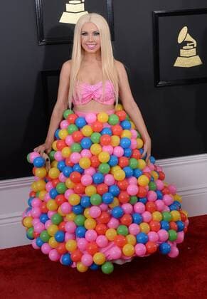 Grammy Awards in Los Angeles - Girl Crush on the Red Carpet