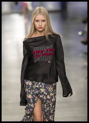 London Fashion Week - Lottie Moss during the Topshop Unique Fashion Show