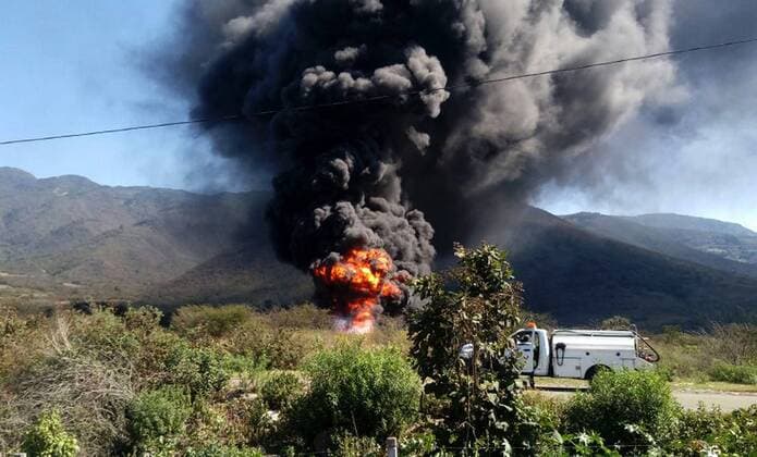 Mexico: Explosion of a Pemex Pipeline near Veracruz
