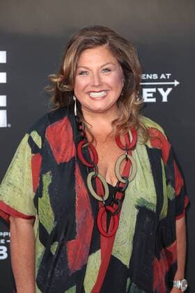 Series premiere of What happens at the Abbey in Los Angeles
