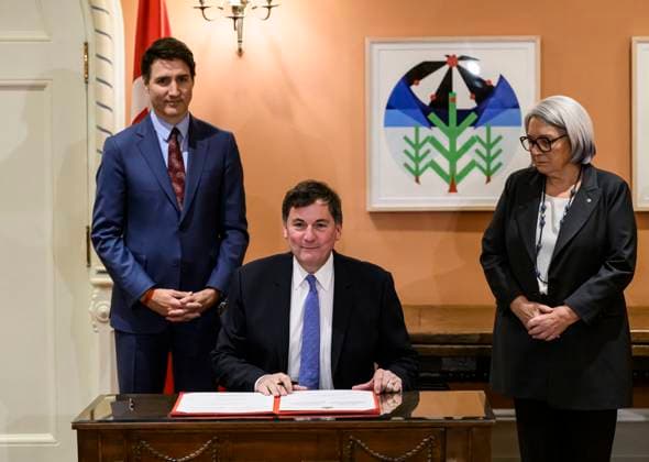 Canada, Justin Trudeau appoints Dominic LeBlanc as Minister of Finance in Ottawa