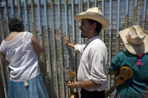 Mexico: Fandango Fronterizo on the border with the United States