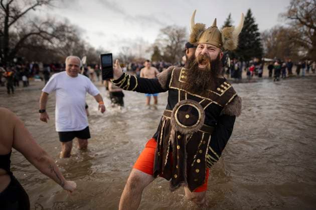 Canada, New Years bathing, Nationwide impressions