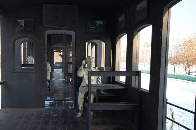 Open-air exhibition on the history of railways in China
